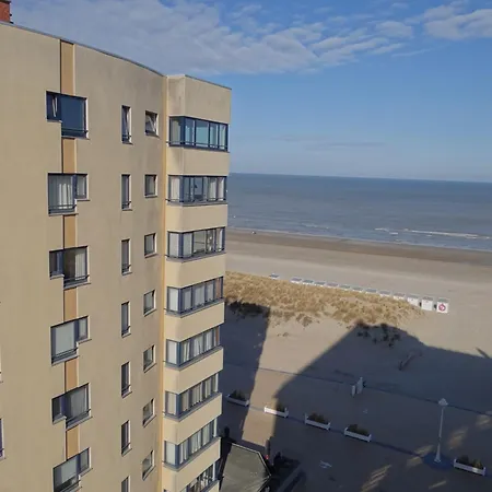 In Near The Nieuwpoort